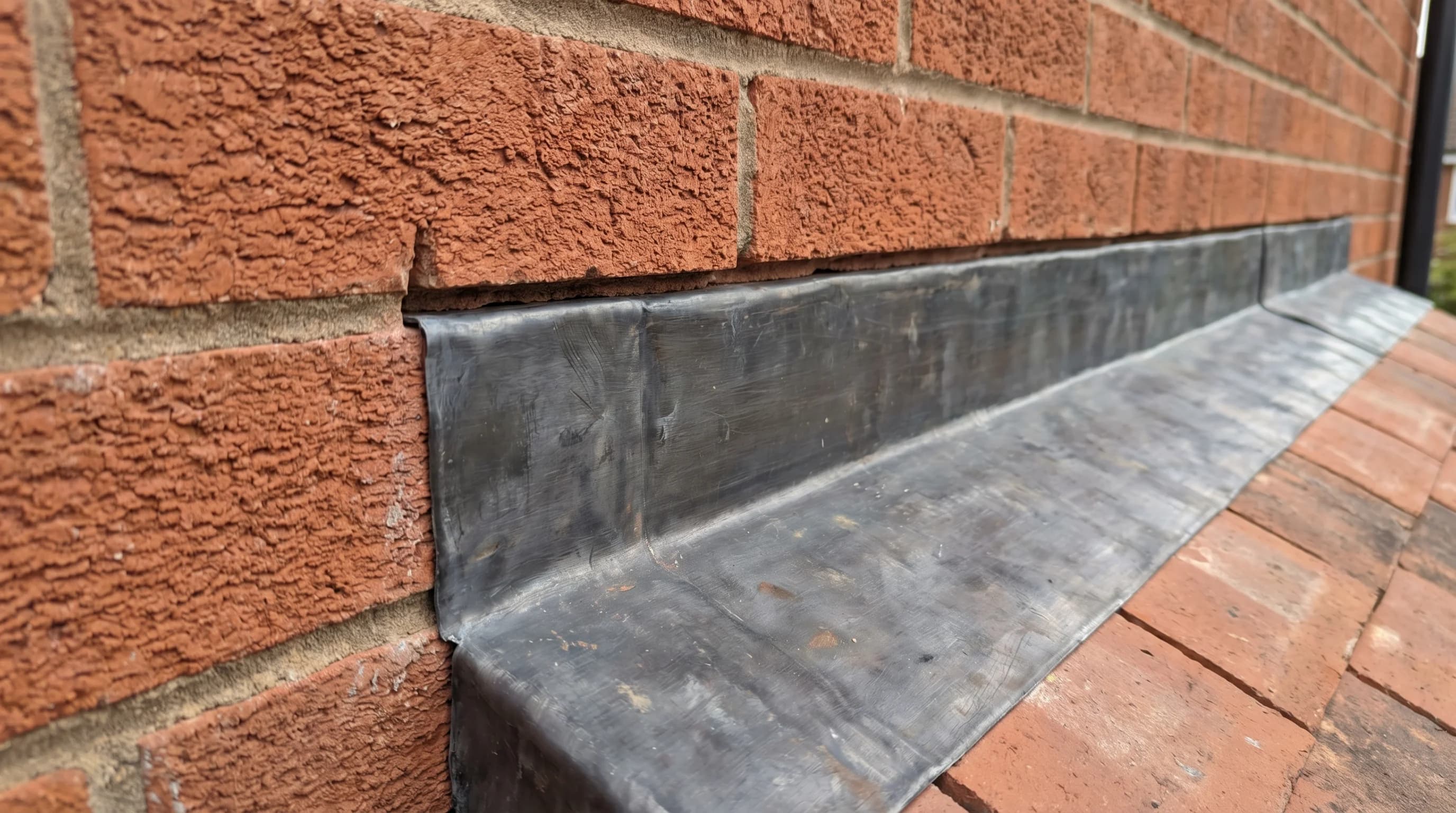 Lead Flashing: Codes, Costs and What to Specify for Your Extension Roof